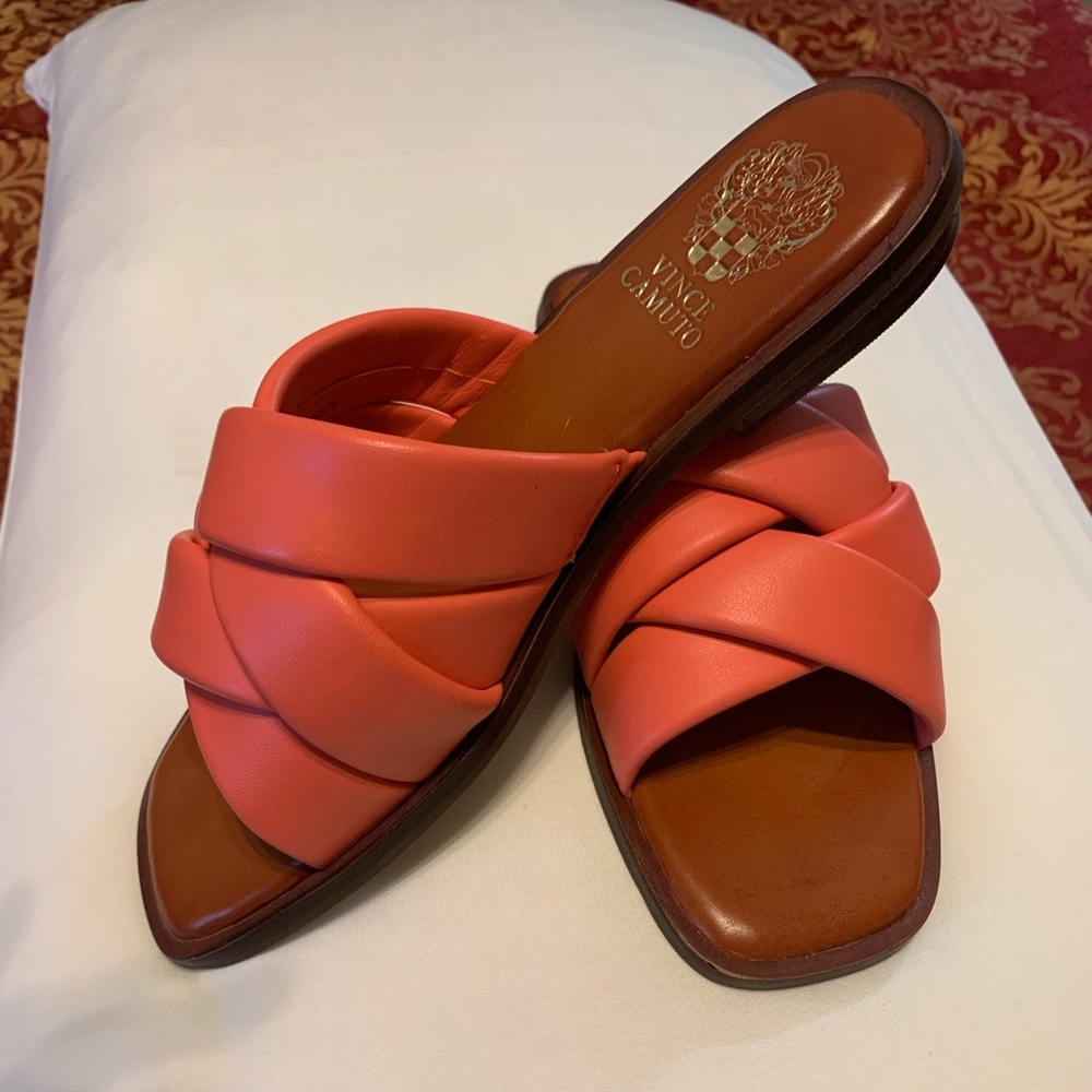 Vince Camuto coral slide on sandals